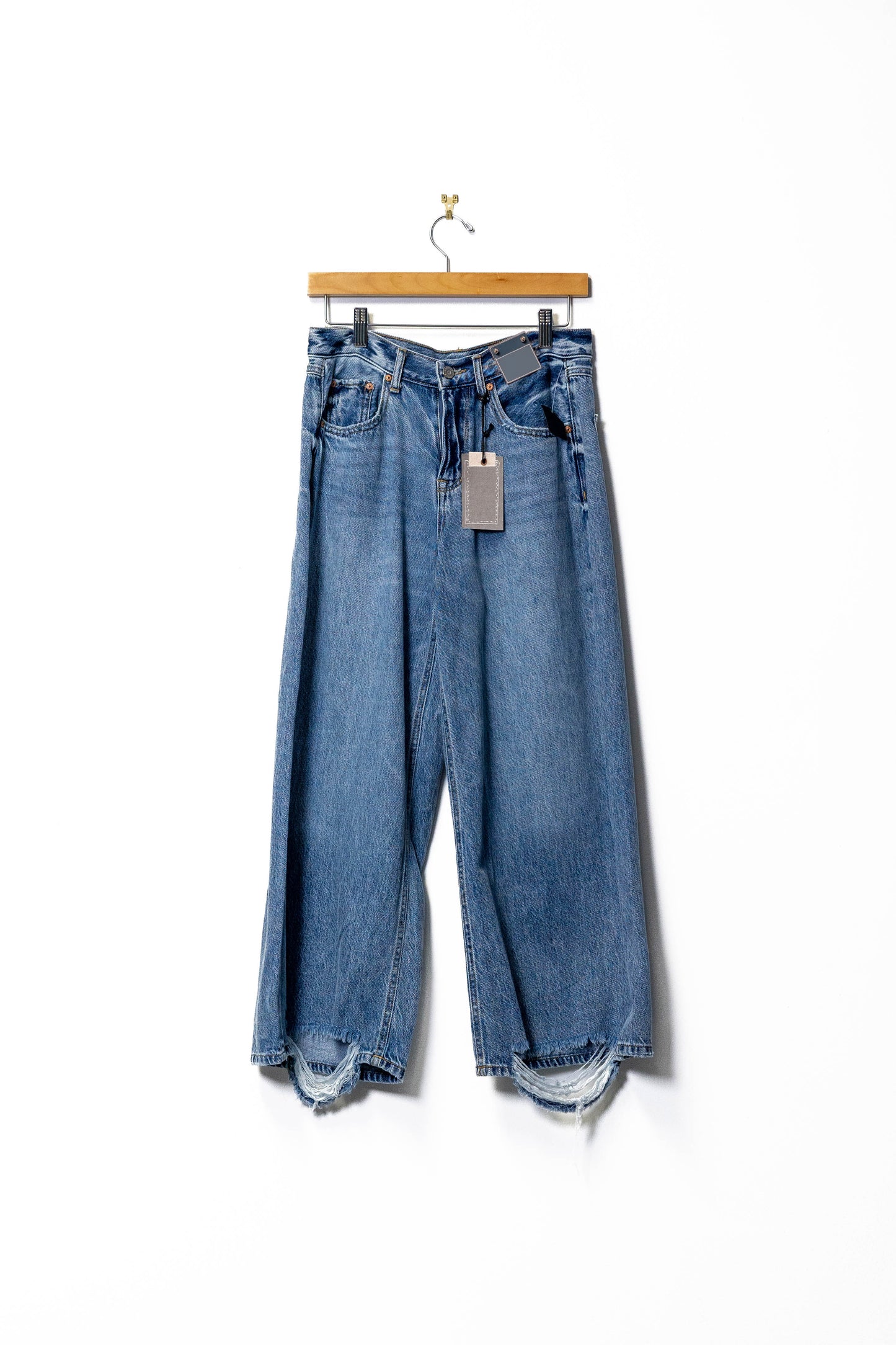 Distressed Baggy Wide Legged Soft Jeans