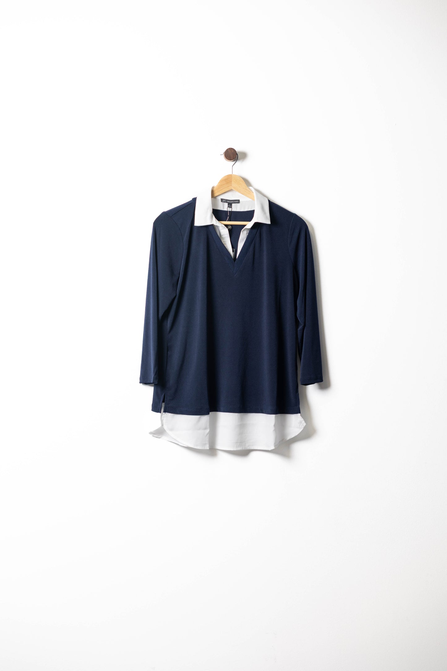 Layered Navy V-Neck Blouse with Contrast Collar & Hem