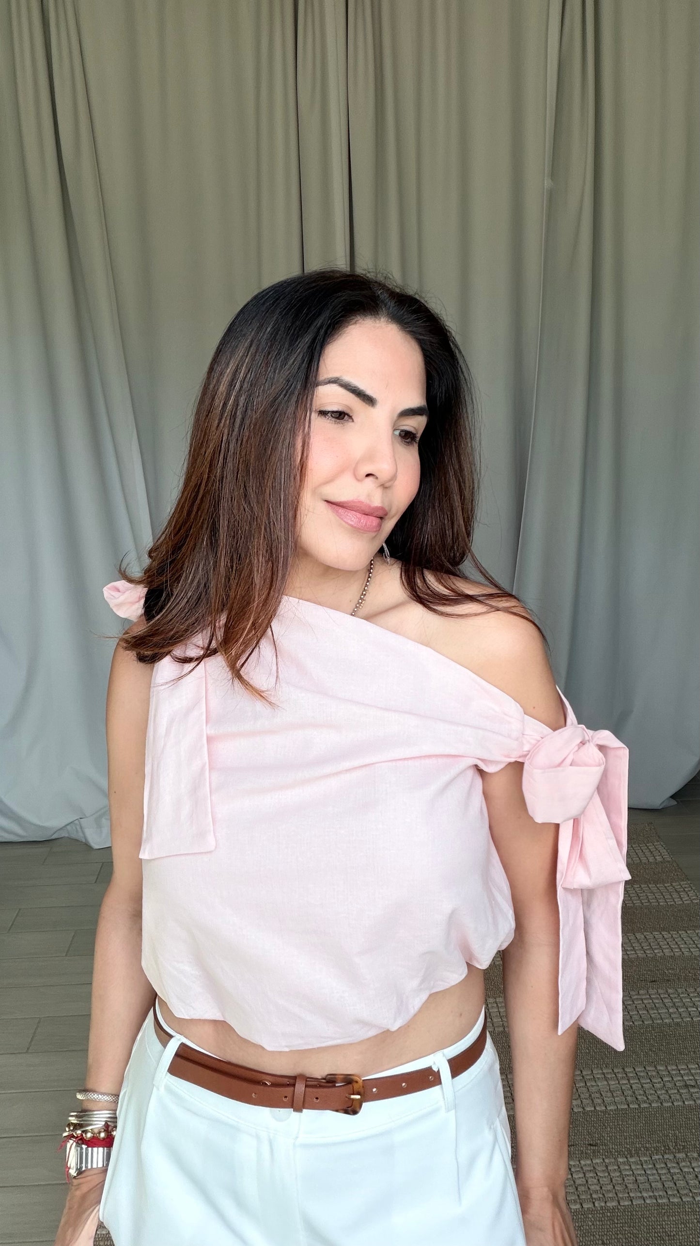 BOW TIES SHOULDER TOP