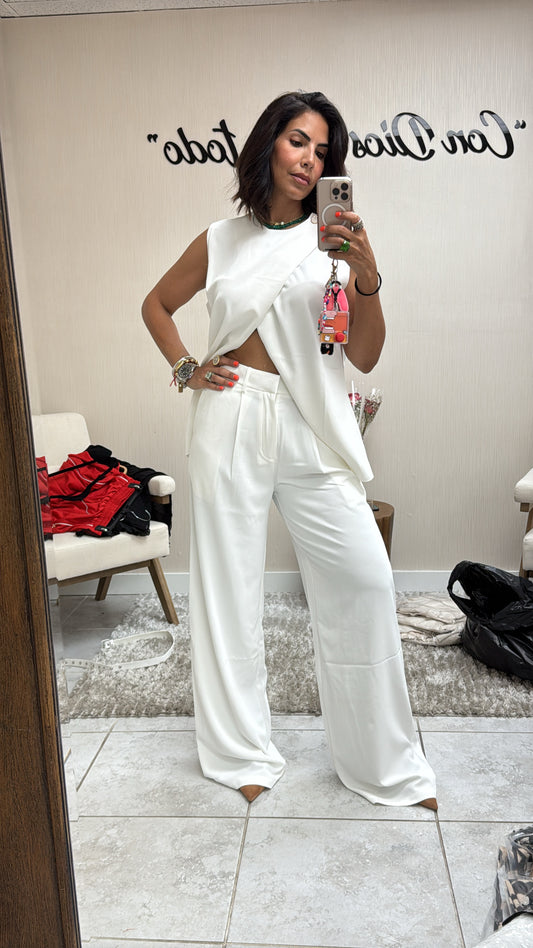 White Power Set with Statement Belt
