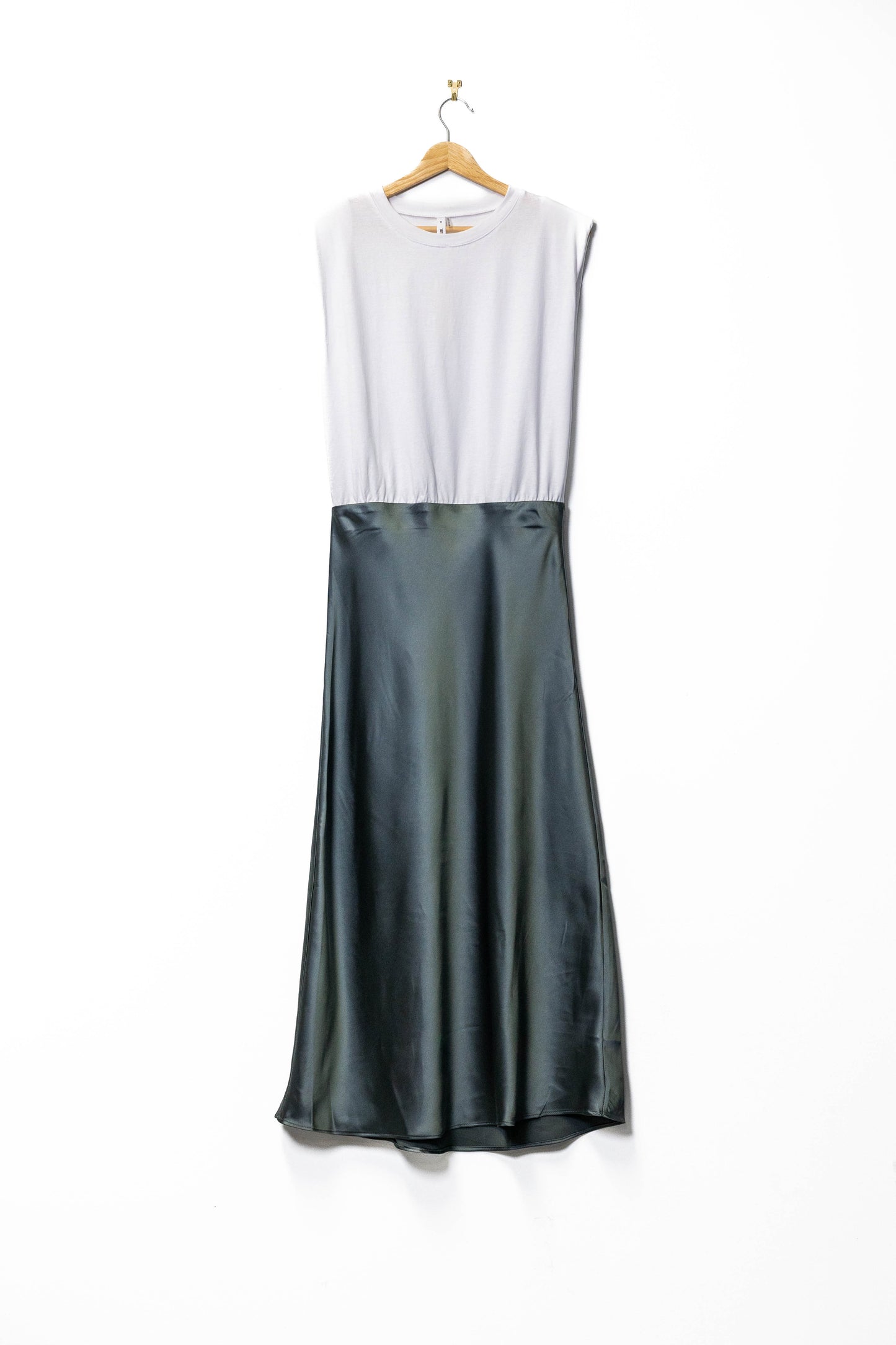 Two-Tone Sleeveless Satin Midi Dress