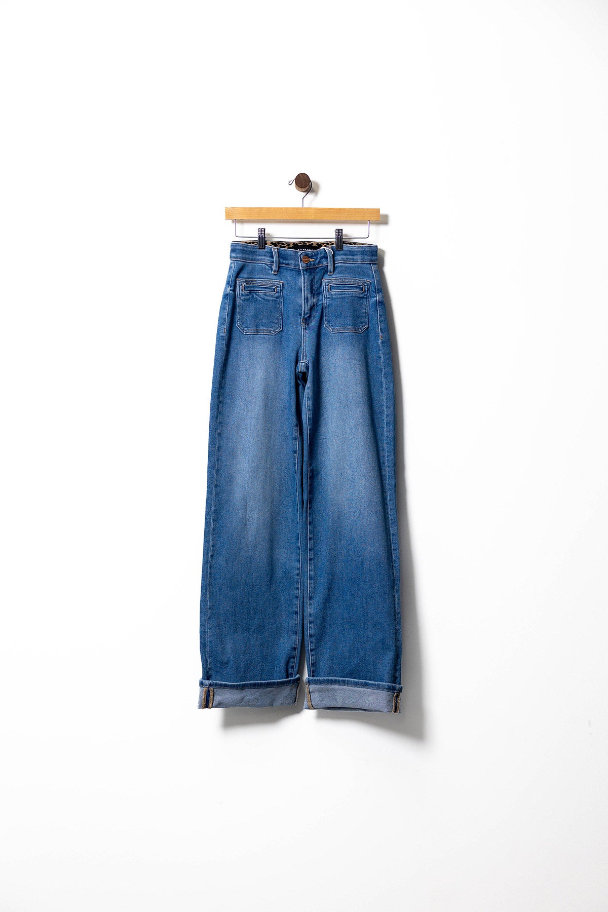 Front Pocket Cuffed Wide-Leg Jeans