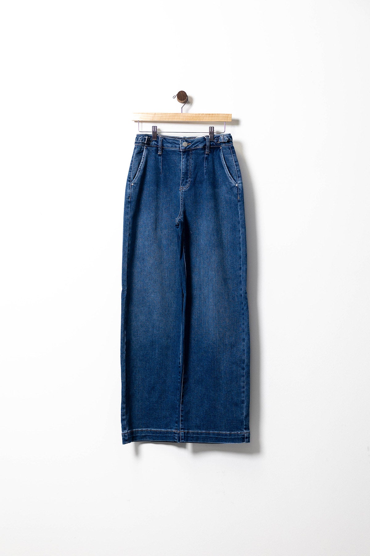 Tailored Stitch Adjustable Waist Wide-Leg Jeans