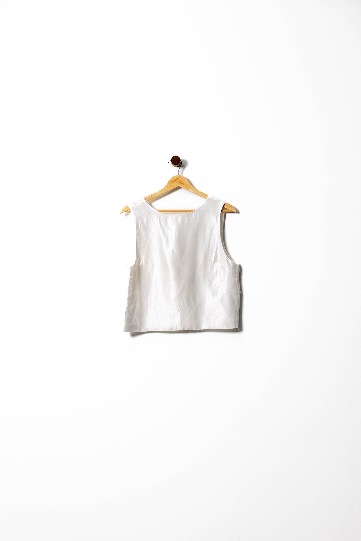 Bow Accent Sleeveless Crop Top