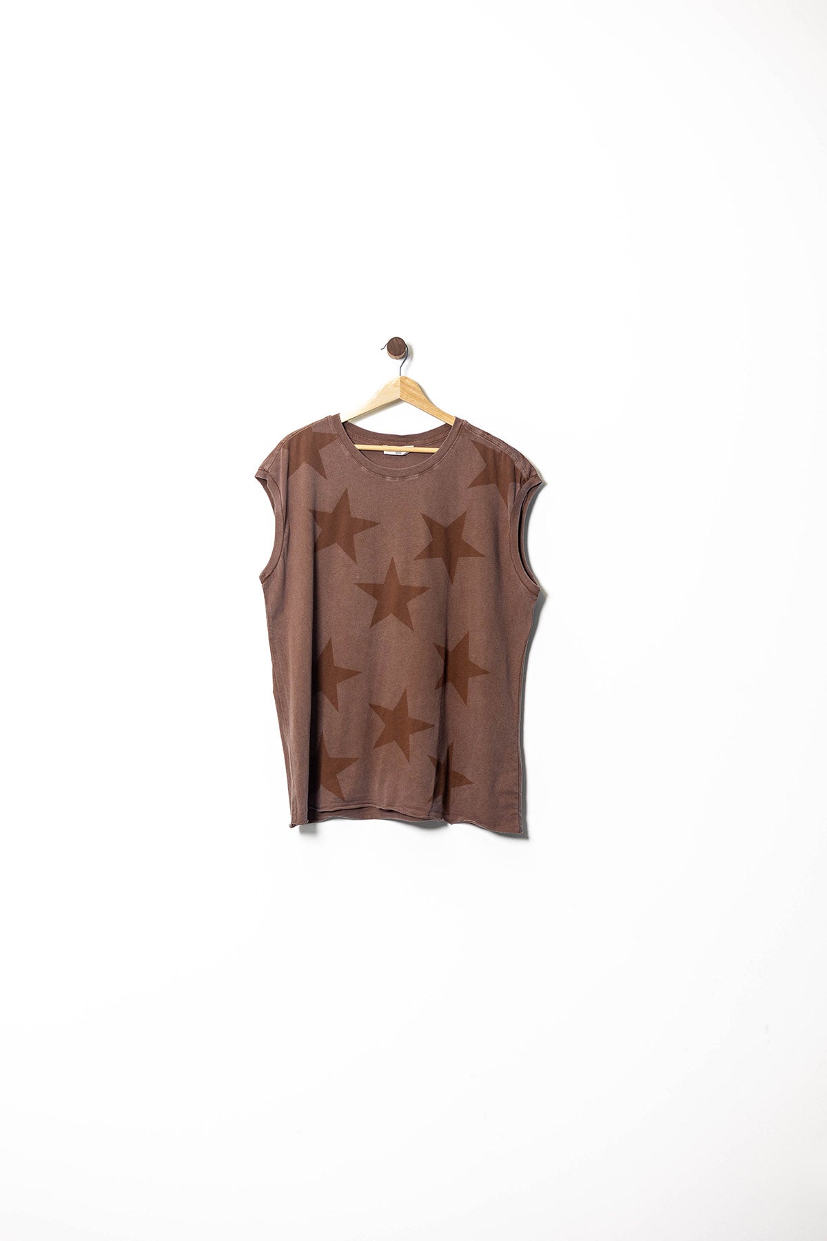 Bold Star Print Muscle Tee