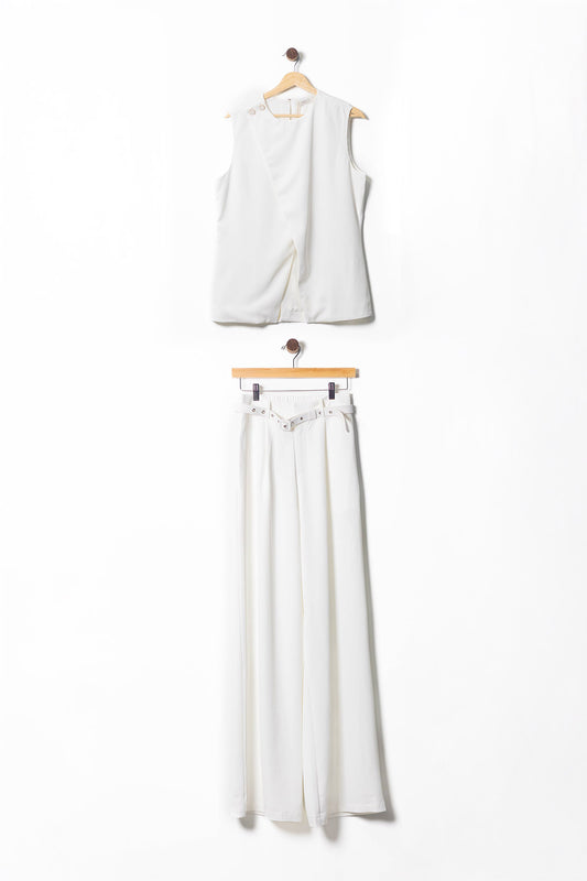 White Power Set with Statement Belt