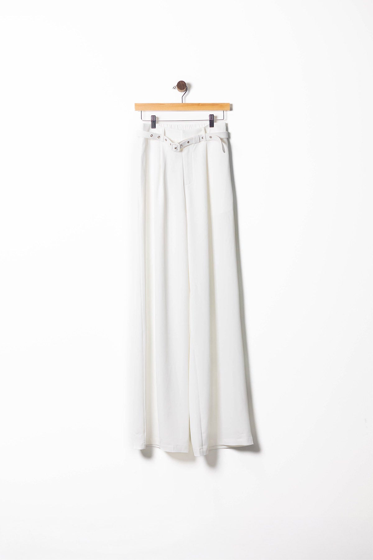 White Power Set with Statement Belt
